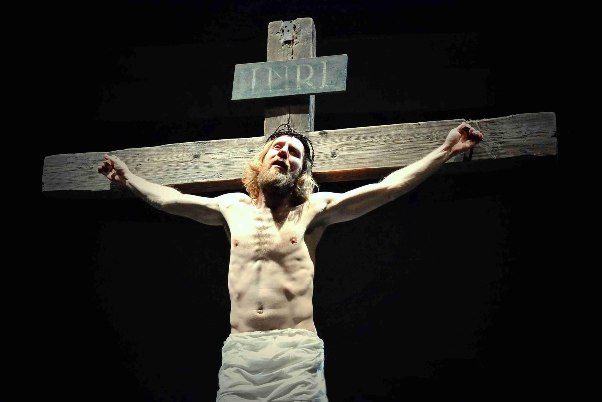 Passionsspiele Erl Szene Jesus am Kreuz 2013
